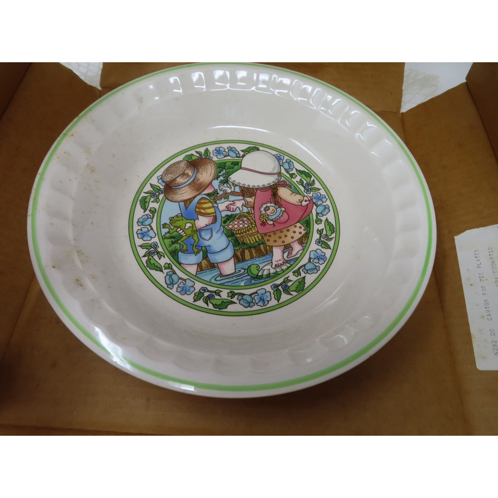 Watkins Country Kids Recipe Pie Plate Fresh Strawberry Summertime Friends 1989